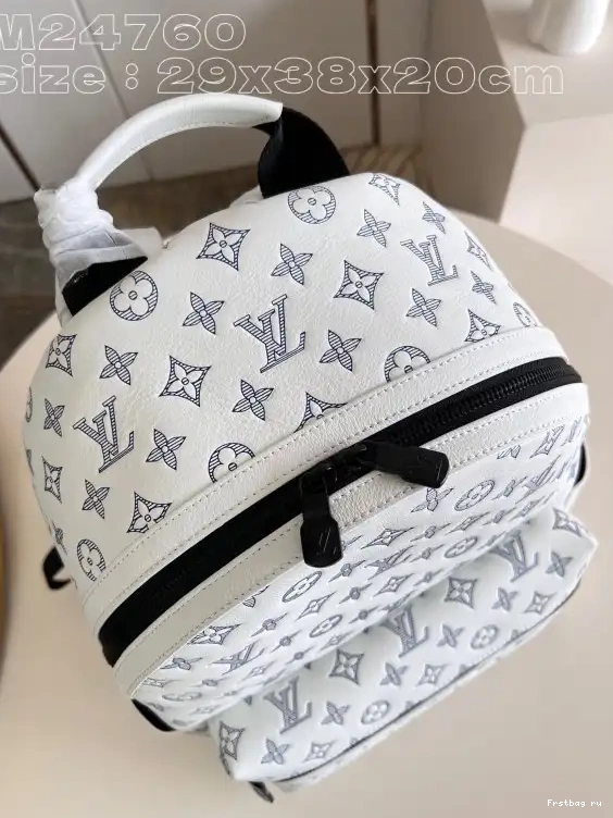 First bag ru BACKPACK-29*38*20CM Discovery LOUIS VUITTON 0509